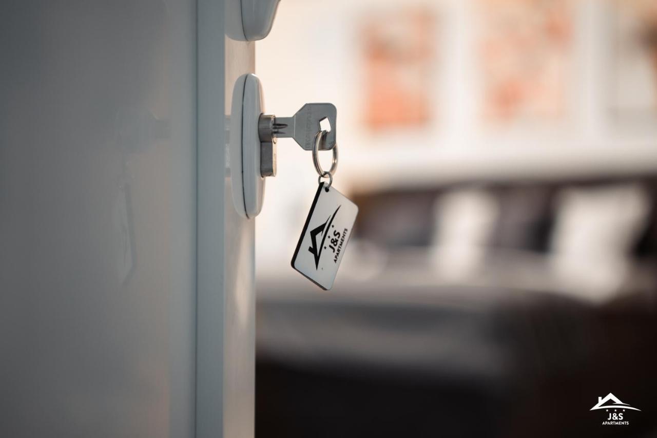J&S Apartments Ni 외부 사진