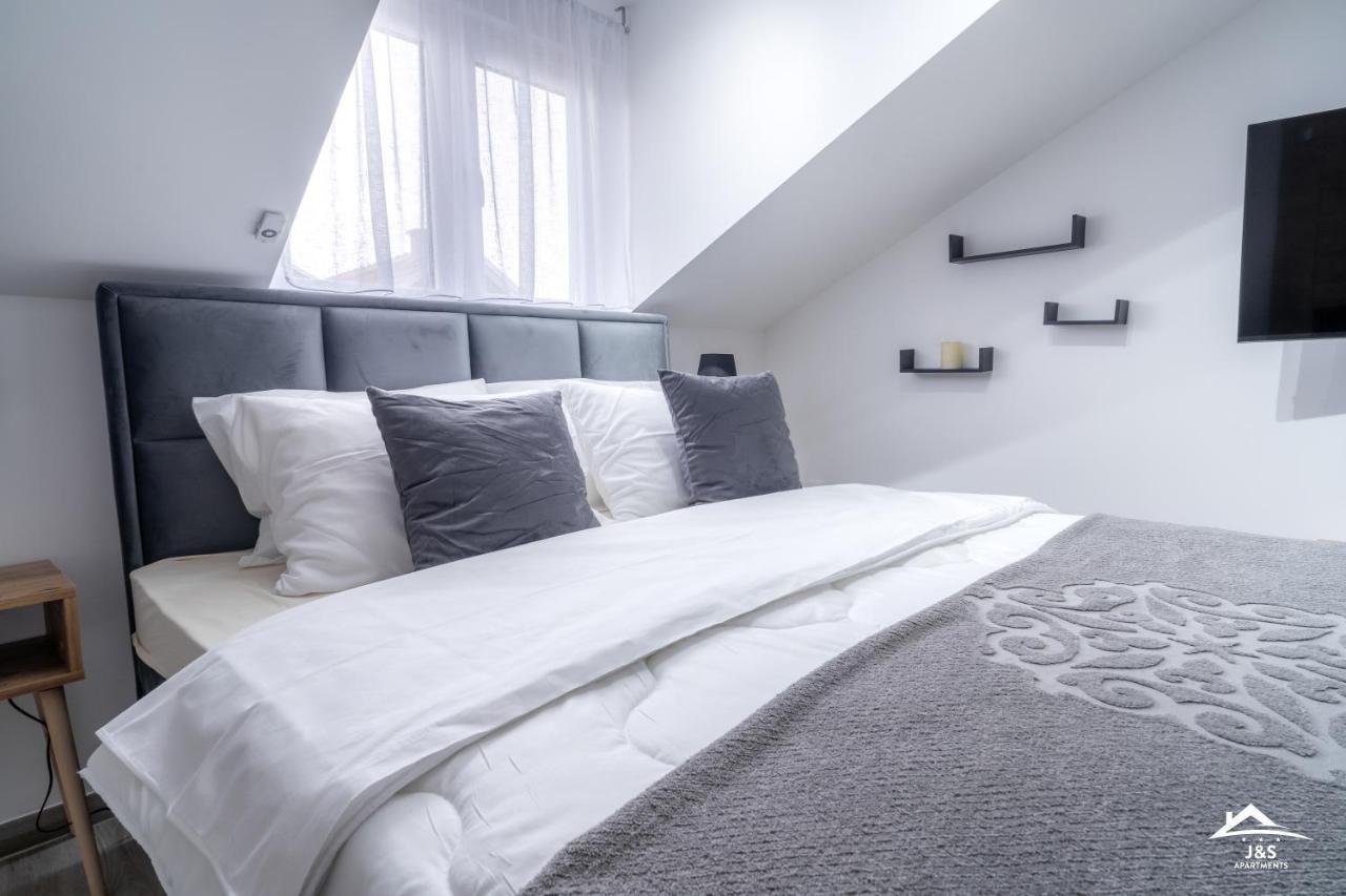 J&S Apartments Ni 외부 사진