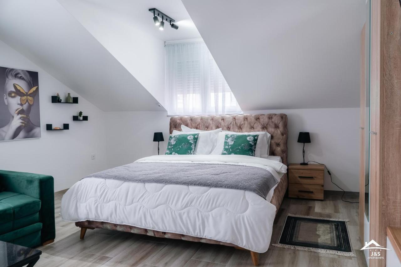 J&S Apartments Ni 외부 사진